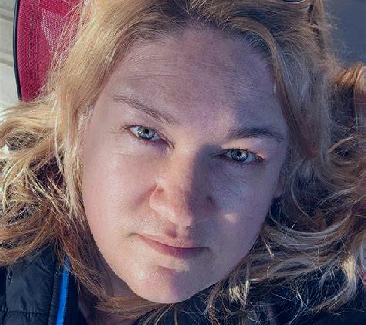 Alba Space model portrait